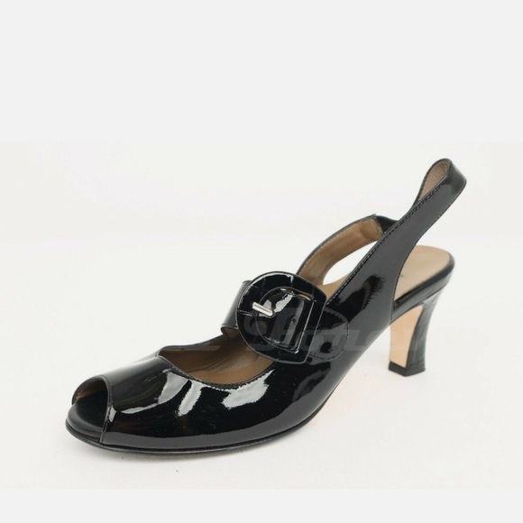 Elegant Black Slingback Heels - Picture 1 of 9